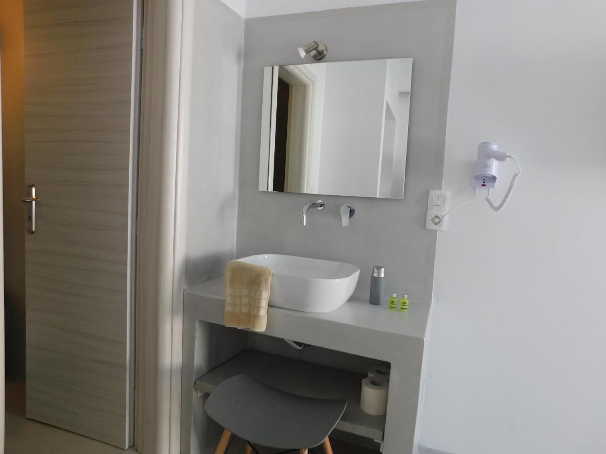 Capital Centro Rooms Fíra Kültér fotó